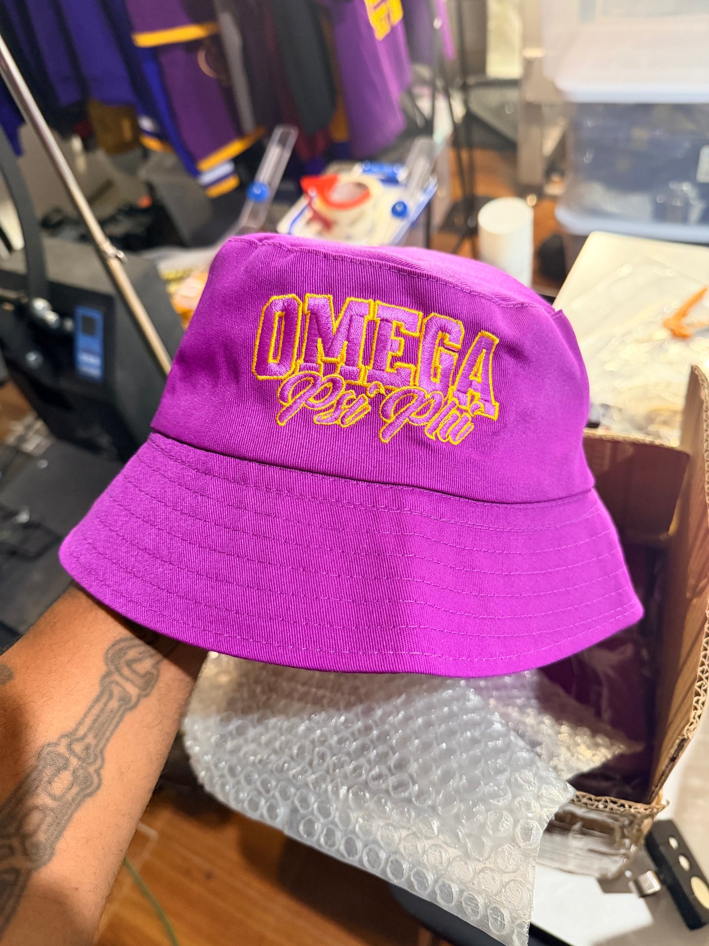 Que Psi Bucket